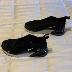 Boys Nike Max size 2